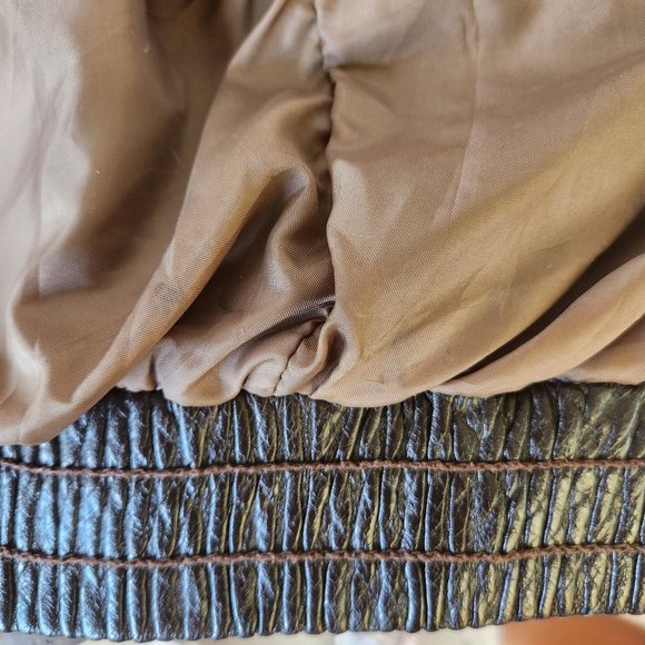 Men's Vintage Leather Bomber Jacket Soft Sheepskin Leather Removable Fur Lining - Picture 15 of 16